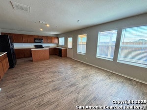 Photo - 7902 Oakwood Pines