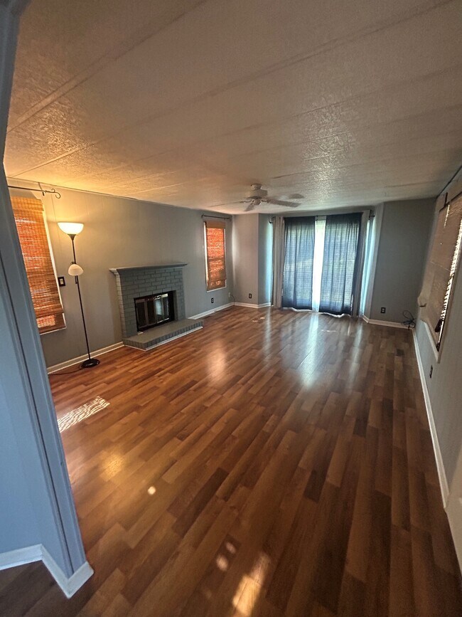 Photo - 38 Poplar Dr