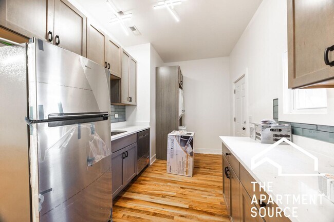 Photo - 1742 N California Ave Unit 2R