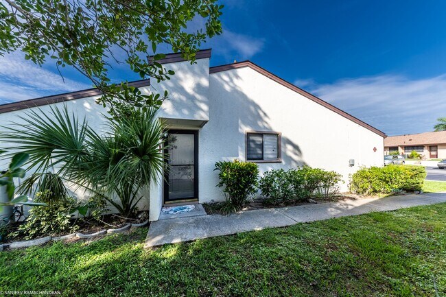 TURNKEY FURNISHED- GREAT LOCATION- CLOSE T... - TURNKEY FURNISHED- GREAT LOCATION- CLOSE T...