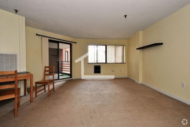 Building Photo - Awesome two bed two bathroom apartment in ...