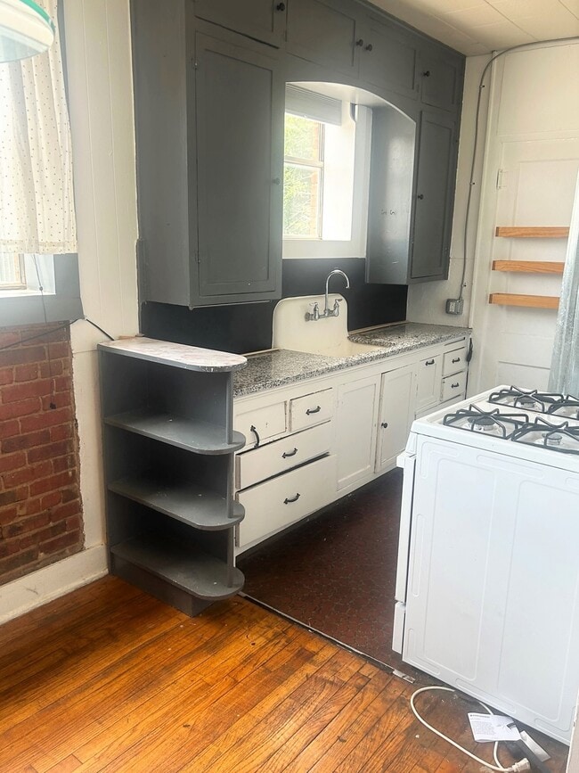 Apartamento #4 - White Street Apartments on Campus Corner