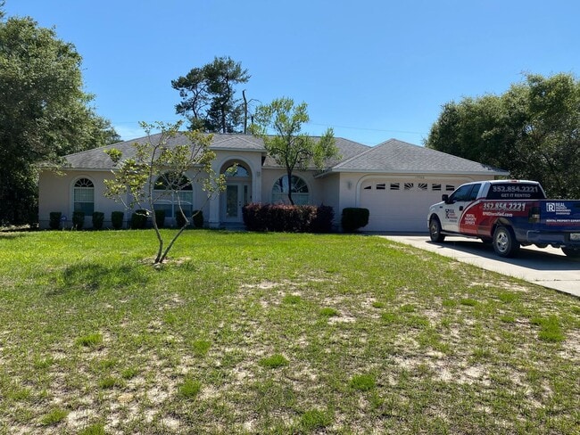 Building Photo - Marion Oaks Home - 3/2/2 1860 sqft.