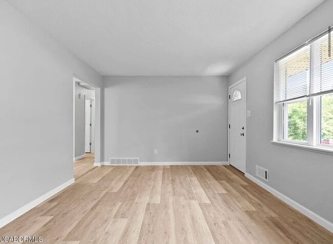 1906 Swifts Hwy