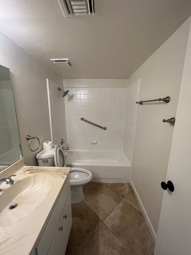 12635 N La Montana Dr Unit Fountain Hills Condo Condo for Rent in