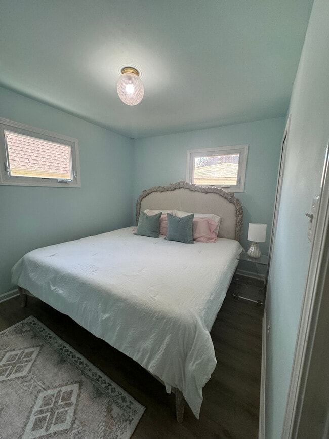 Photo - 644 W Hinsdale Ave