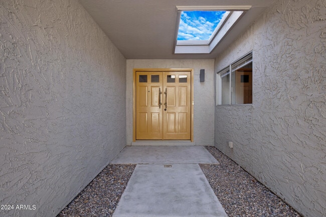 Photo - 2514 N 60th Pl