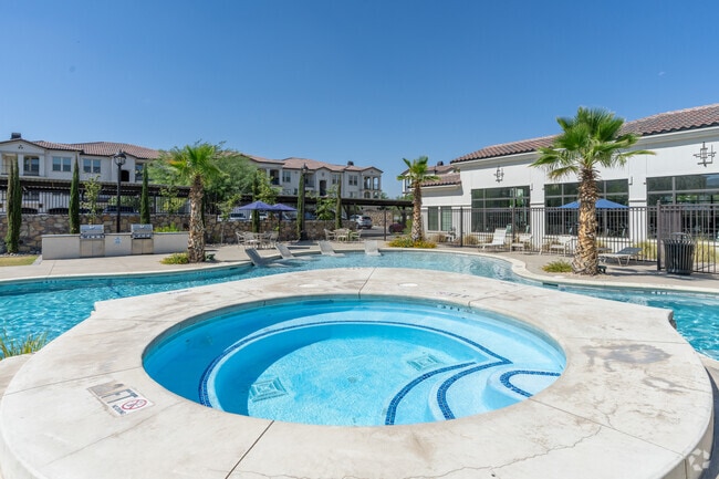 Hot Tub - Las Mansiones at Cimarron