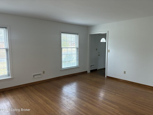 Photo - 4246 Middlebrook Rd