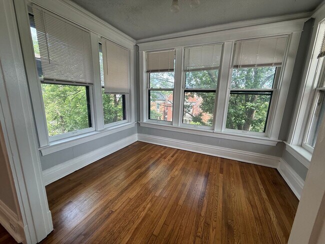 Photo - 4166 Russell Blvd Unit 3E