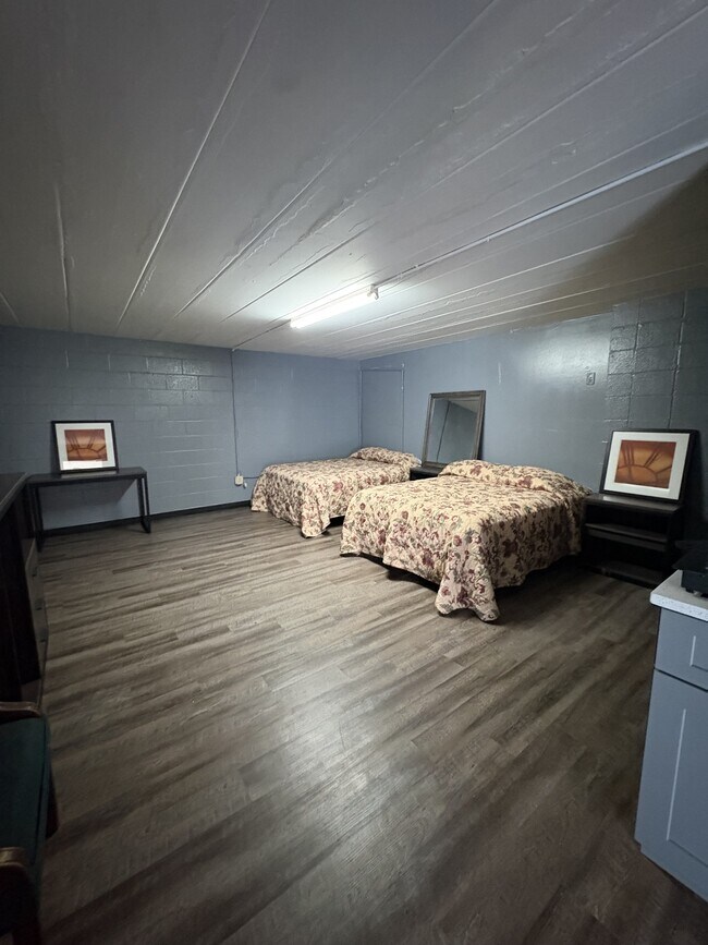 Building Photo - 711 Pasadena Fwy Unit 238