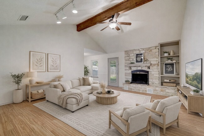 Building Photo - 1709 Goodson Ln