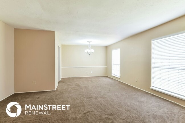 Photo - 5514 Edgebrook Forest Dr