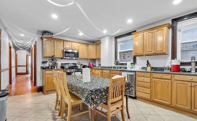 Photo - 180 St Alphonsus St Unidad 3