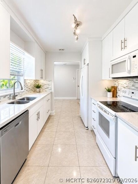 182 Del Rio Blvd