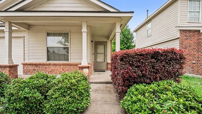 Photo - 7826 Chervil Ln
