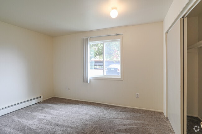 2 BR, 1 BA - Bedroom 1