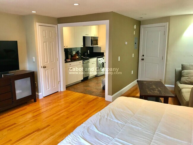 Photo - 76 Commonwealth Ave Unit 12A