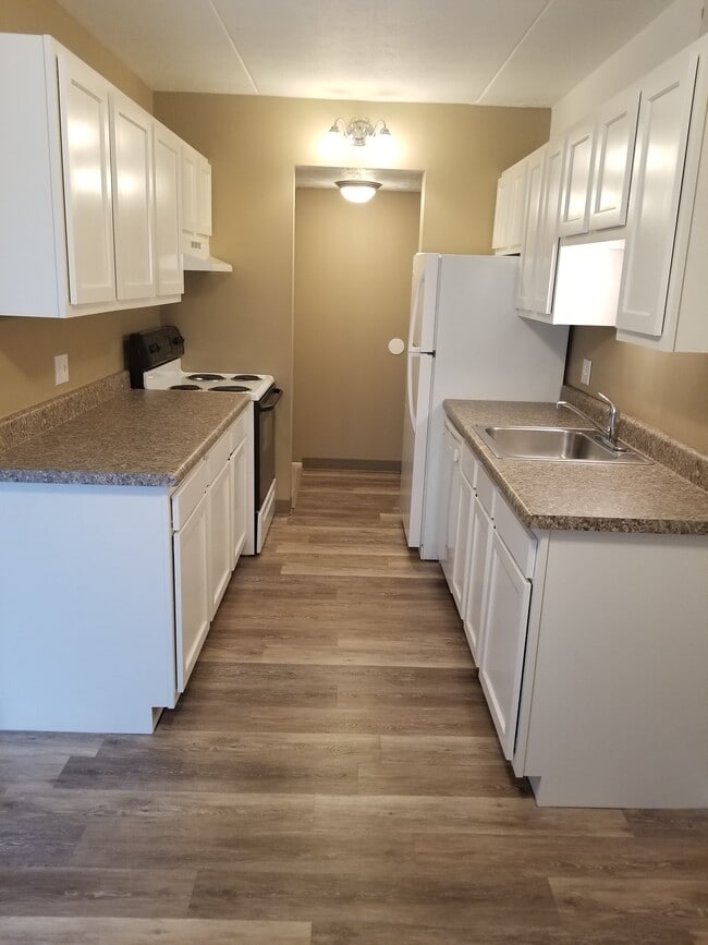 Photo - Great Northern Village