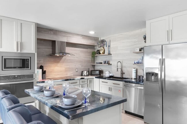 Photo - 8743 Thomas Dr Unidad ID1354893P