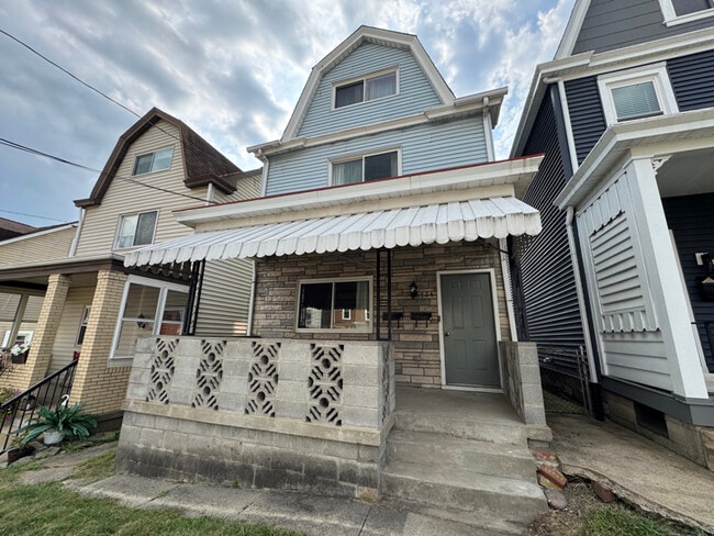 Building Photo - 724 Wills St Rental