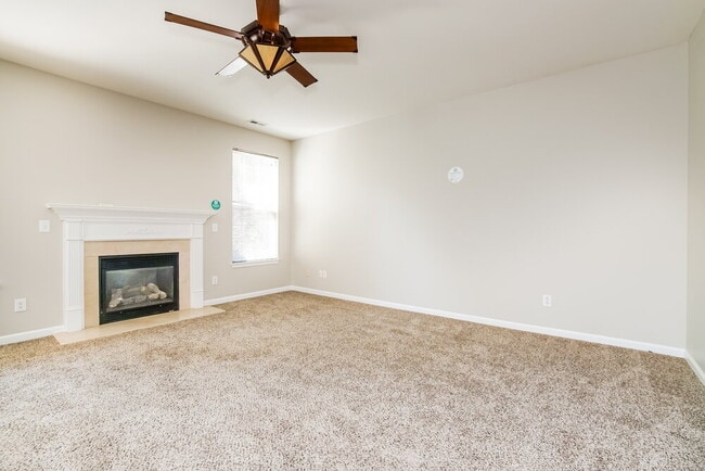 Photo - 360 Stobhill Ln