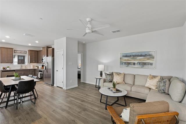 Photo - 1200 Lamar Dr