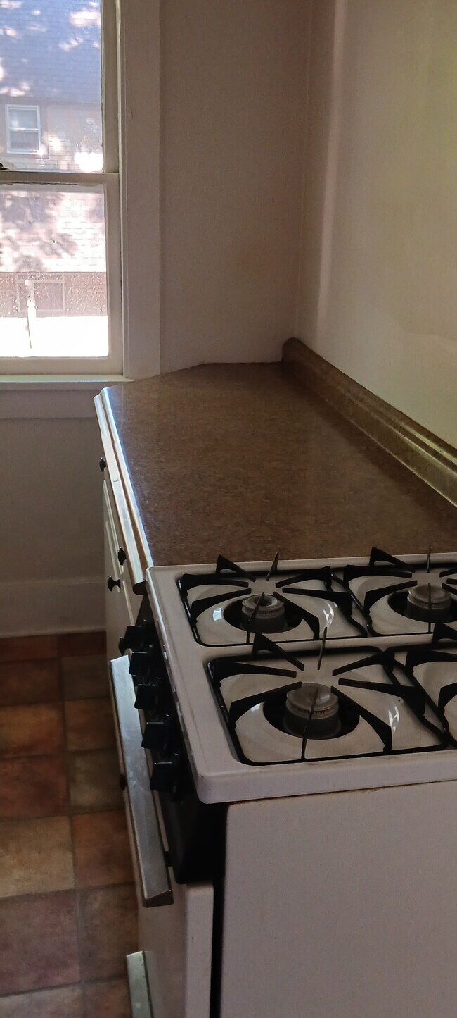Photo - 703 Wheaton Ave Unit 3