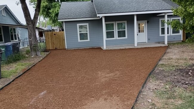 Building Photo - 1517 Mardell St