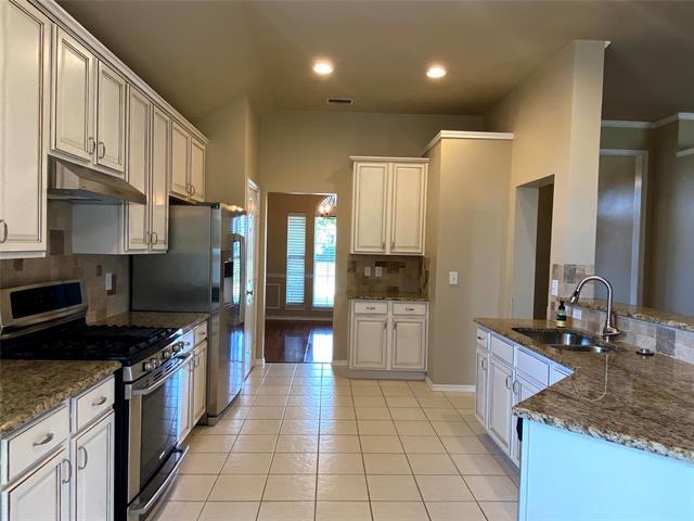 Photo - 9900 Buckingham Ln