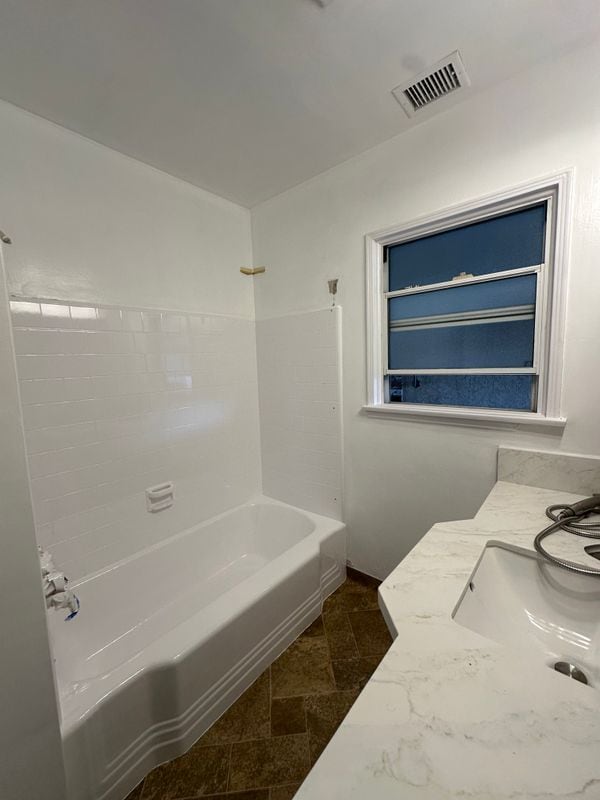 Photo - 9054 Farm St