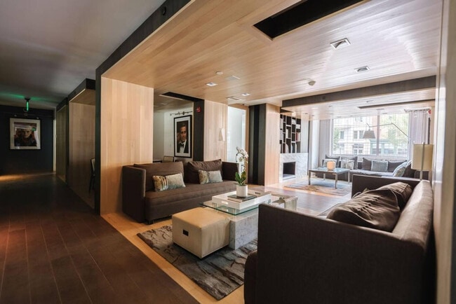 Photo - 2517 K St NW Unidad ID1016721P