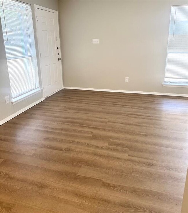 Photo - 5011 Copperbend Blvd
