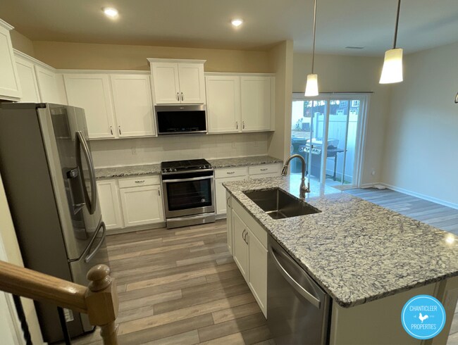 Photo - 222 White Oak Ridge Dr