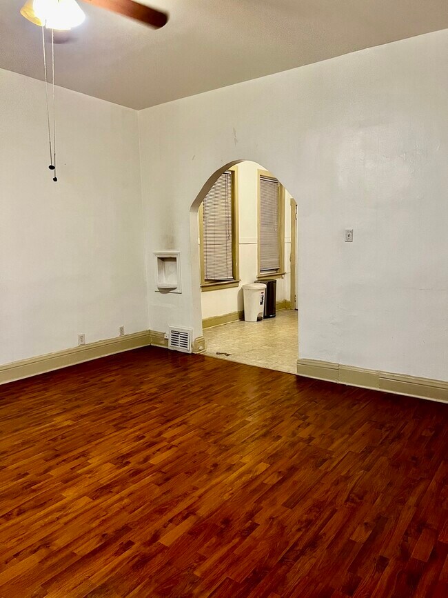 Photo - 3642 S Wallace St Unidad 1FRONT