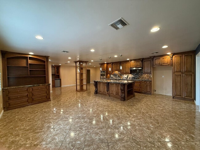 Photo - 4028 W Augusta Ave