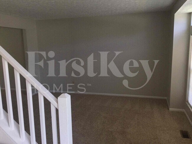 Photo - 7249 Bennell Dr