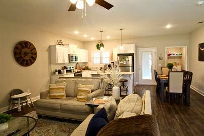 Building Photo - 93 Stockyard Rd Rental