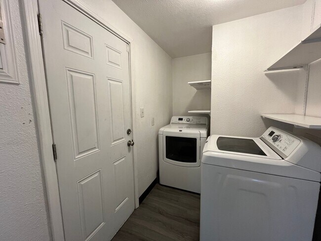 Photo - 138 N Klevin St Unit 3