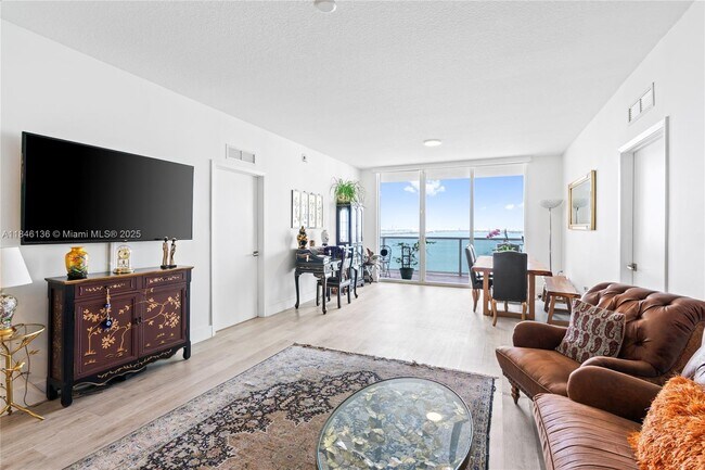 Photo - 600 NE 27th St Unit 1803