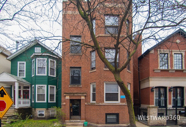Building Photo - 3111 N Racine Ave Unit 1F