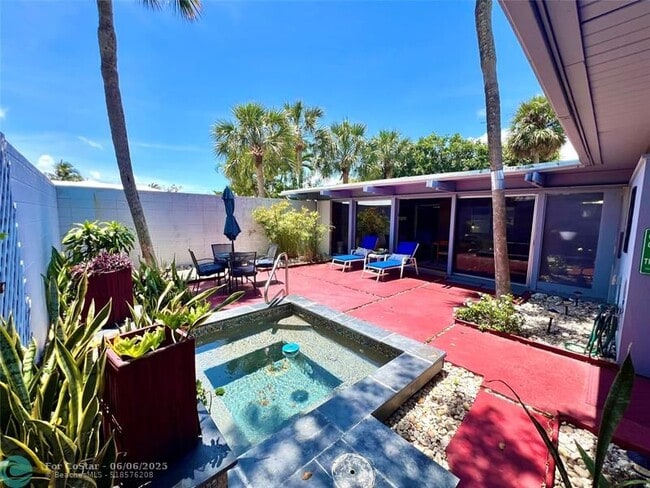 Photo - 234 Pine Ave