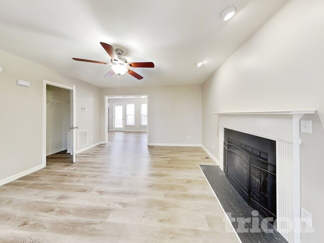 Photo - 4900 Valley Trail Ct