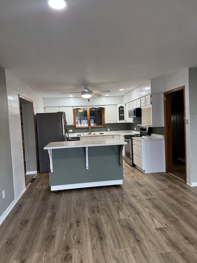 Photo - 8944 Erie St