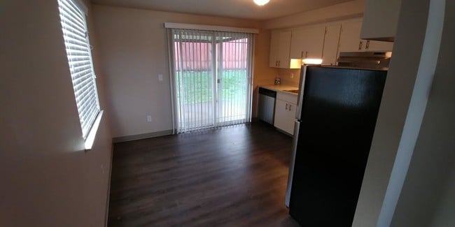 Photo - Westridge Apartments