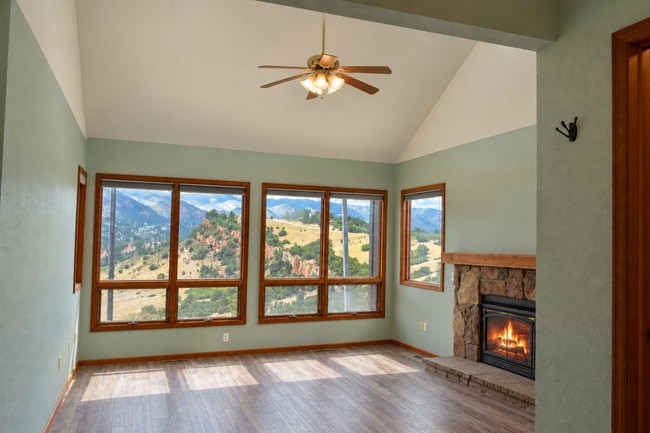 4555 Sentinel Rock Terrace