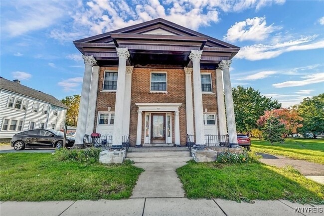 Photo - 227 Abbott Rd
