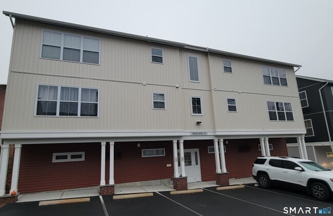 Building Photo - 155 Greenwood Ave