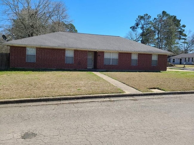 Photo - 3713 Bluff Oak St House
