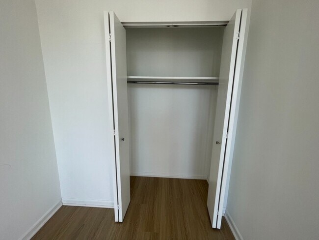 Photo - 200 E 27th St Unit 17